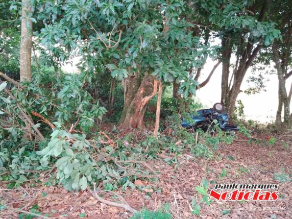 Idoso morre após saída de pista na RS 342 em Três de Maio - foto 3