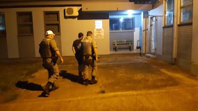 Brigada Militar de Panambi prendeu por volta das 23h45 desta sexta-feira (19) um foragido da justiça.