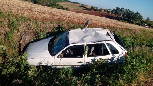 Saída de pista ocorreu no início da manhã deste domingo
