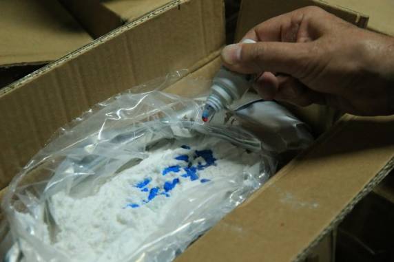 Mais de uma tonelada e meia de anestésico usado na mistura da cocaína é apreendida em Porto Alegre - foto 2
