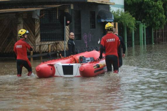 Chuva causa transtornos em Porto Alegre e na Região Metropolitana - foto 4