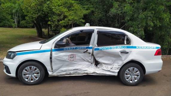 Quatro feridos em acidente de trânsito no Bairro Bom Pastor, em Lajeado - foto 2