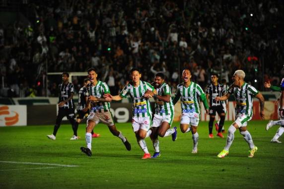Êxito alviverde, somado a derrota do Bahia, fez o Verdão encerrar a competição na 16ª posição