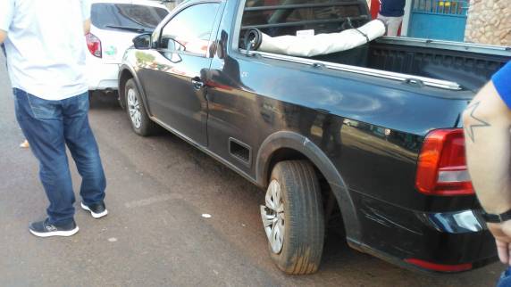 Condutora capota veículo no Centro de São Luiz Gonzaga - foto 2