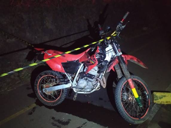 Colisão entre motocicleta e automóvel deixou vítima fatal no município de São Carlos