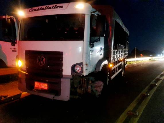 Colisão entre caminhão e moto deixa um morto em Passo Fundo - foto 2