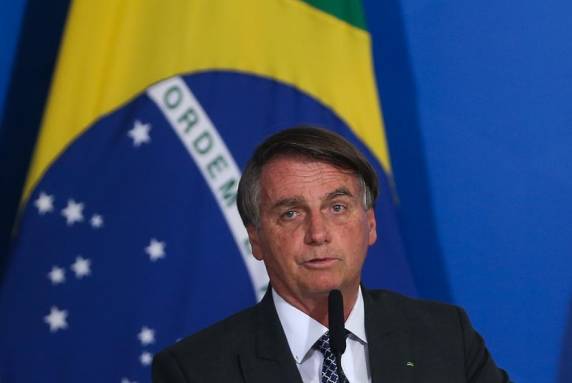 Texto beneficia agentes condenados por crimes culposos até o dia 25 de dezembro