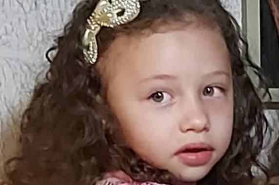 Betina Bessa Mendes, de dois anos e 10 meses, precisava também de hemodiálise após contrair infecção grave