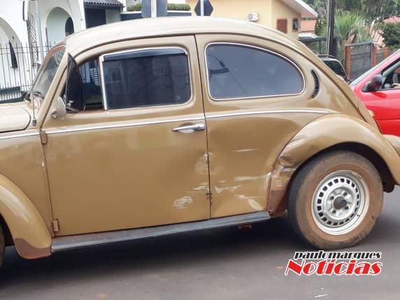 Acidente com danos materiais no Centro de Três de Maio - foto 2