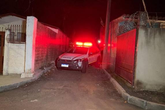 Crime ocorreu por volta 1h30min deste sábado, na Vila Nair