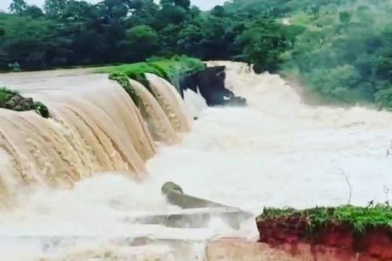 Alerta foi gerado pela grande quantidade de chuva que encheu a barragem da Usina do Carioca