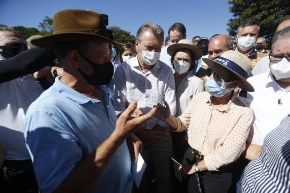 ''O que não podemos ter é gente saindo da produção'', diz ministra da Agricultura em visita ao RS - foto 3