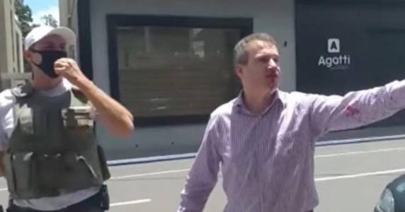 Daniel Carniel chegava a emissora onde trabalha quando foi espancado