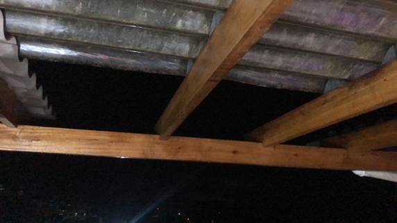 Maria Sophie da Silva Stumpf brincava no pátio de casa quando foi atingida. Telha voou durante temporal que atingiu a cidade no domingo (16).