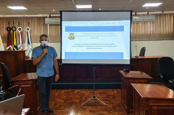 Reunião apresentou o Manual de Análise dos Processos de Construção, Regularização e Emissão da Carta de Habite-se de Forma Simplificada