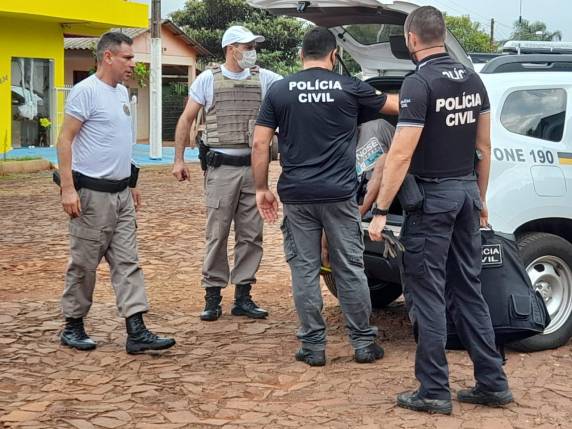 Ação conjunta da Polícia Civil e Brigada Militar de São Miguel das Missões prende três pessoas por tráfico de drogas - foto 3