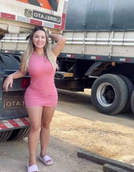 'Não me deixaram embarcar no voo', diz caminhoneira 'Musa das Estradas' sobre retorno a SC - foto 4