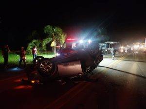 Grave acidente entre carro, caminhonete e microônibus em Erechim - foto 3