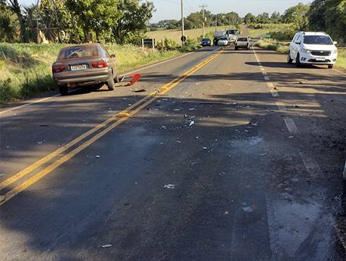 Acidente de trânsito deixa cinco feridos na RSC 163 em Barra do Guarita - foto 3