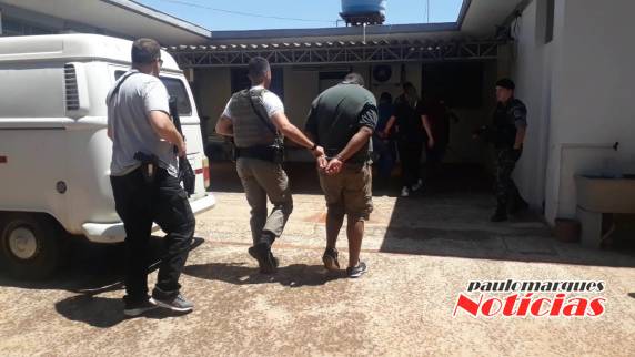 Ação conjunta da Brigada Militar, Polícia Civil e PRF resultou na prisão de ladrões após assalto de loja em Três de Maio - foto 3