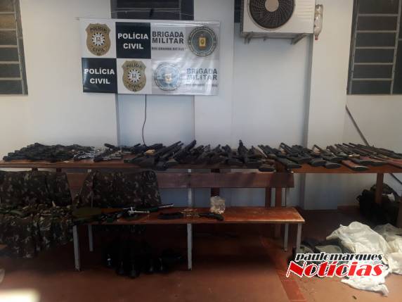 A quadrilha com integrantes oriundos de São Leopoldo, Novo Hamburgo e Giruá, foi presa quando estava em fuga na cidade de Giruá; as armas furtadas são avaliadas em mais de R$ 1 milhão