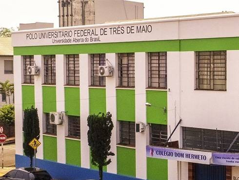 Questionário é para interessados nos cursos de Graduação e Especialização