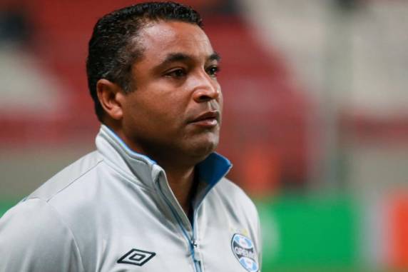 Treinador retorna ao clube para assumir a vaga deixada por Vagner Mancini
