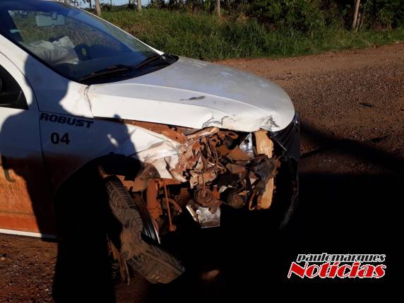 Acidente com danos materiais na RS 342 em Três de Maio - foto 3