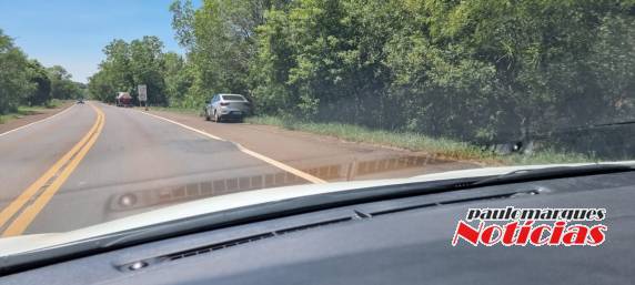 Colisão lateral envolve carro e caminhão na BR 472 em Santa Rosa - foto 4