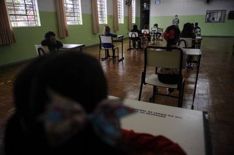 Grande parte das instituições de ensino começa o ano letivo de 2022 nesta segunda-feira (21)