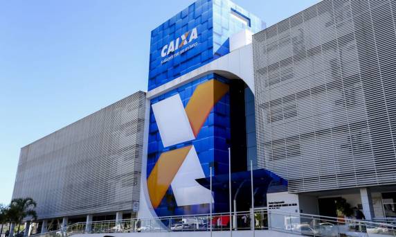 Também recebem hoje servidores públicos com inscrição de final 5
