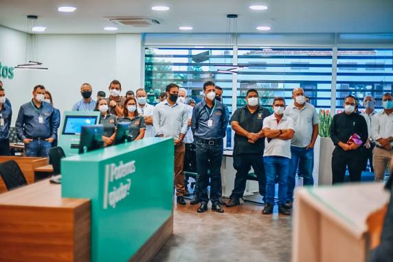 Sicredi reinaugura agência em Três de Maio - foto 4