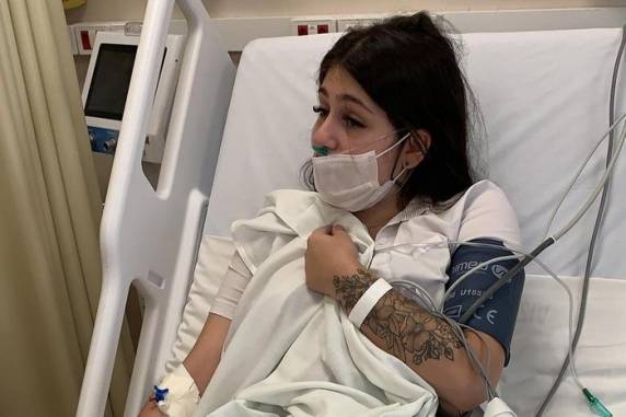 Passageira afirma que sentiu que iria desmaiar e optou por abandonar o veículo