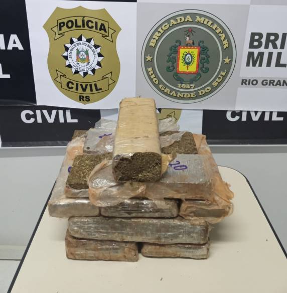 O proprietário da residência, já cumpre pena pelo crime de tráfico de drogas