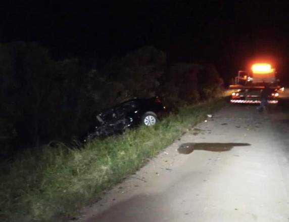 Homem sofreu politraumatismo, ficou preso nas ferragens e morreu ainda no local