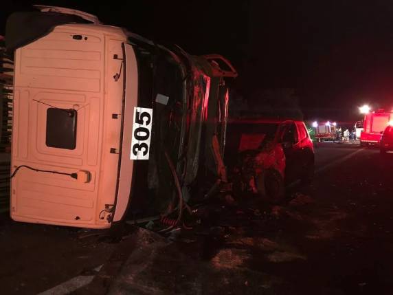 Acidente causa seis mortes na BR-290 em Rio Pardo - foto 3
