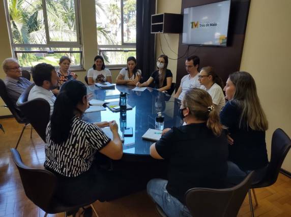Encontro debateu o piso nacional do magistério