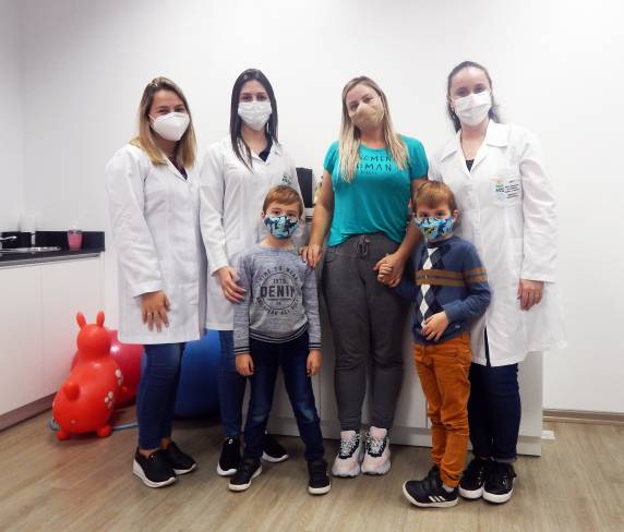 Centro Especializado em Reabilitação Intelectual e Auditiva da Apae de Três de Maio, que está em funcionamento desde maio de 2019, conta com uma equipe multiprofissional