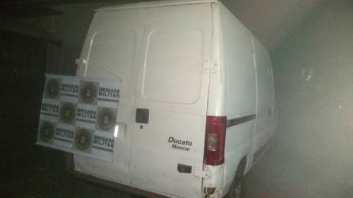 Uma pessoa foi presa e conduzida para Polícia Federal