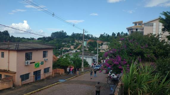 Assalto a agência bancária com reféns termina com um criminoso morto no sul do RS - foto 2