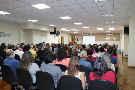 Encontro ocorreu no Auditório da Câmara Municipal de Vereadores