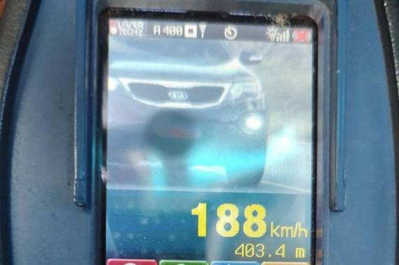 Velocidade máxima permitida no trecho é de 80 km/h
