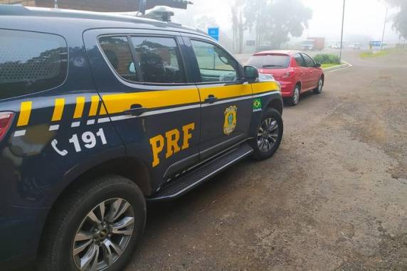 Homem de 41 anos atravessava a rodovia quando foi atingido