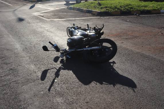 Motociclista fica gravemente ferido em acidente no trevo de acesso a Três Passos - foto 2
