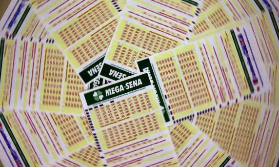Quina teve 27 acertadores, que vão receber R$ 92,7 mil