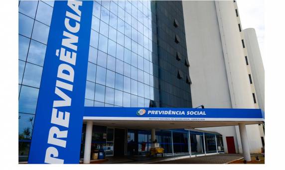 Primeiros a receber são os que possuem os números 1 e 6 como dígito final do cartão; veja o calendário