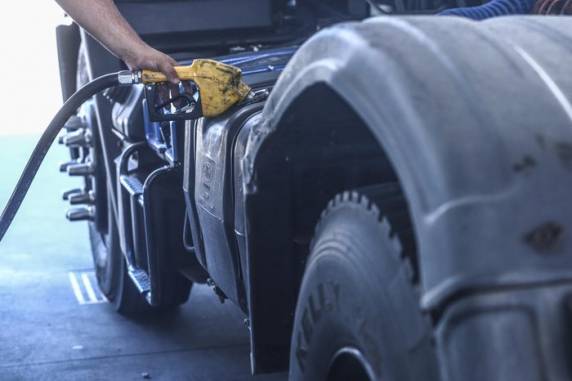 Em um cenário de incertezas na economia, transportadores estão com receio de inviabilizar operações se novas altas se acontecerem