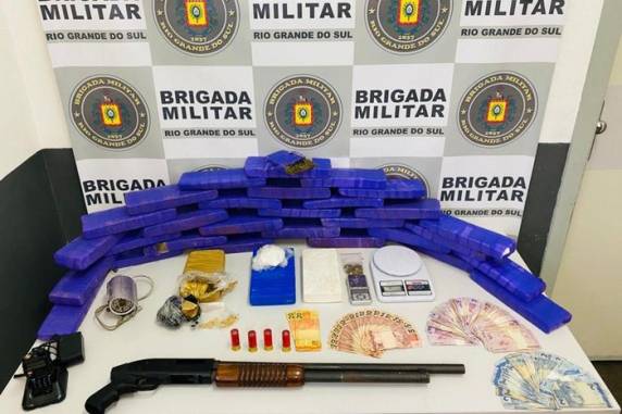 Um homem de 82 anos e uma mulher foram encaminhados para a delegacia como testemunhas do caso
