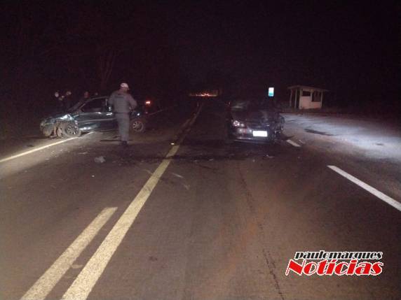 Colisão entre veículos resulta em pessoas feridas na BR 472 em Três de Maio - foto 4