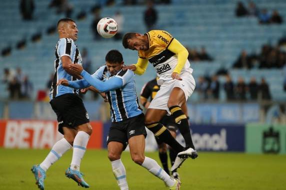 Tricolor chegou a 12 pontos na tabela, um a menos do que o quarto colocado
